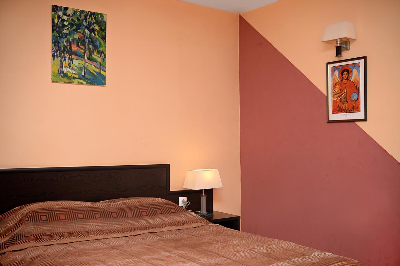 Family Art-Hotel Zora Βράτσα Εξωτερικό φωτογραφία