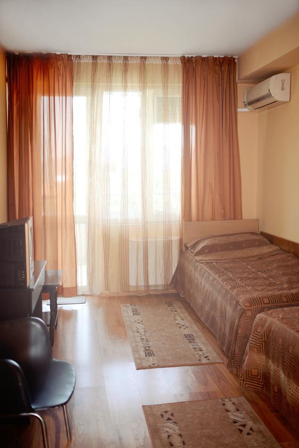 Family Art-Hotel Zora Βράτσα Εξωτερικό φωτογραφία